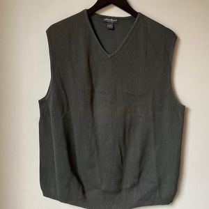 Eddie Bauer cotton sweater vest